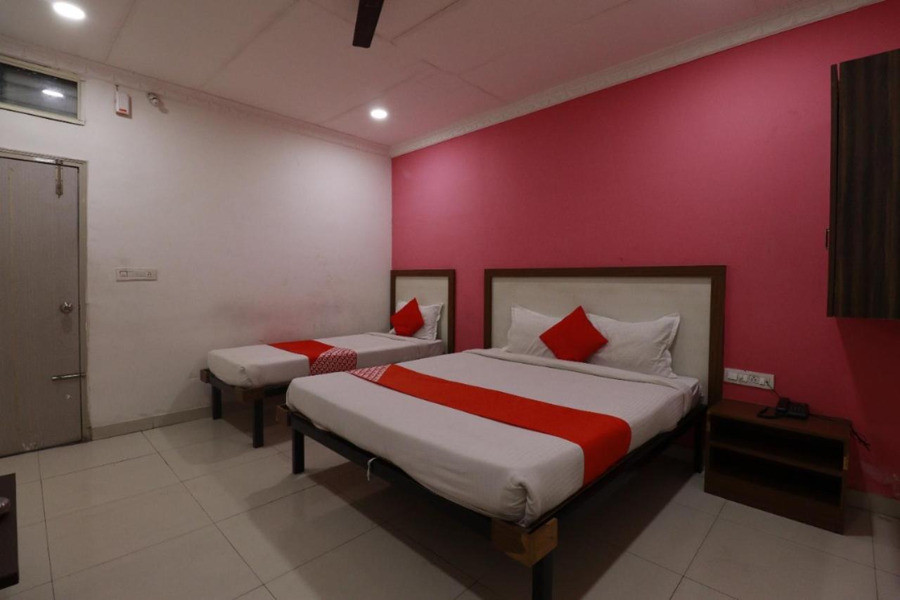 بنغالور Hotel Abhimani Inn المظهر الخارجي الصورة