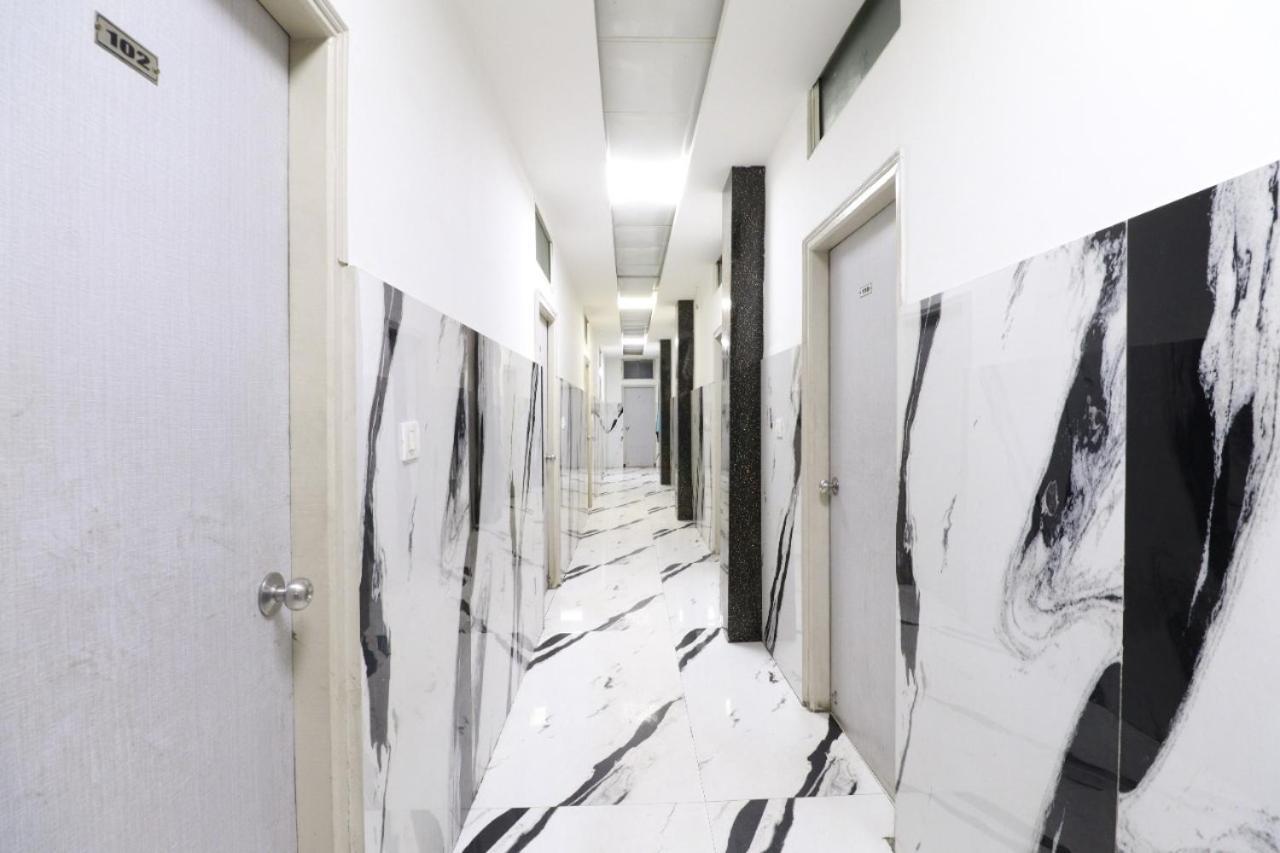 بنغالور Hotel Abhimani Inn المظهر الخارجي الصورة